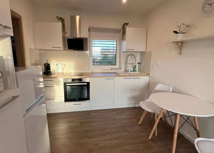Apartman Rk Holzova