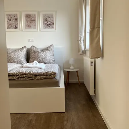 Rk Holzova Appartamento Brno